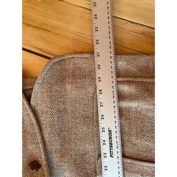 Classic Men's Brown Blazer - Picture 8 of 11